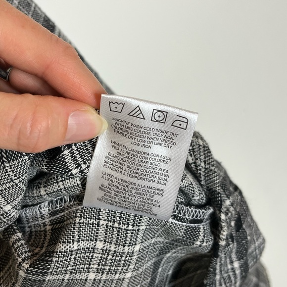 Wrangler Shirt Gray Long Sleeve Plaid Flannel Lightweight Women’s Sz M - Picture 10 of 10